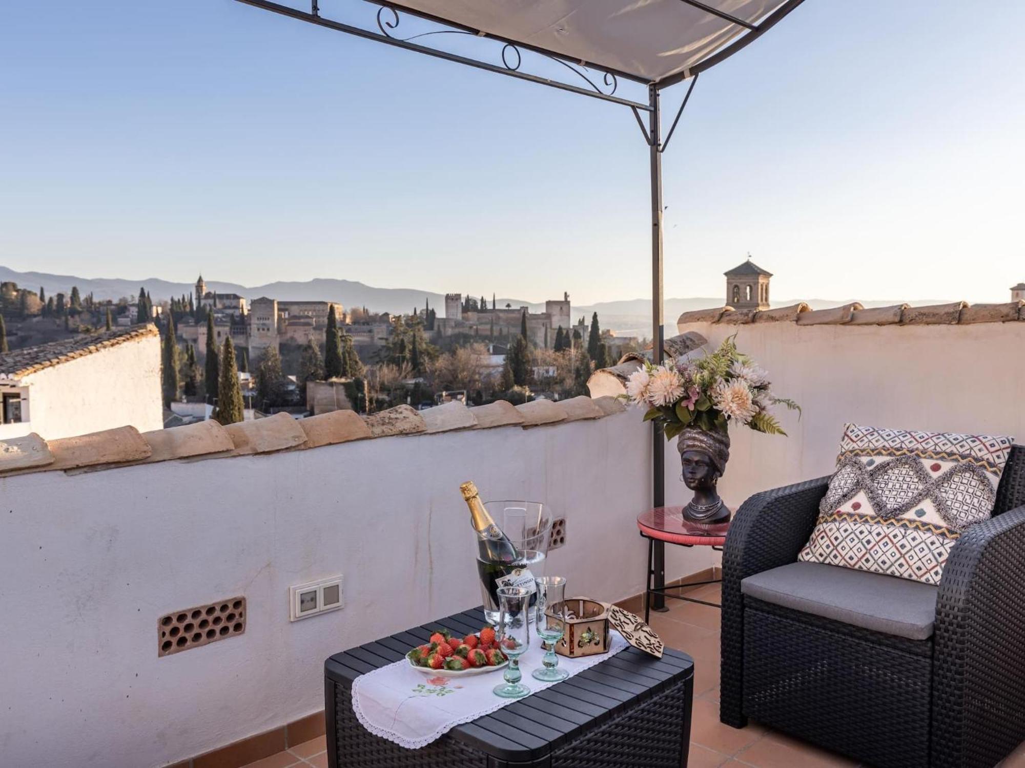 Вілла Luxury Alhambra Penthouse Collection Sacromonte Гранада Екстер'єр фото